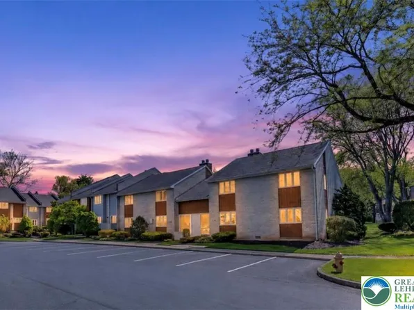 371 Carver Dr APT C, Bethlehem, PA 18017