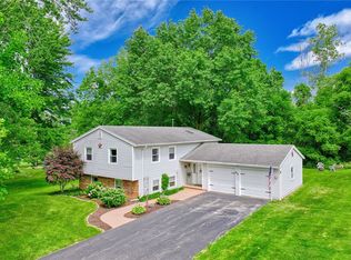 435 Bills Rd, Macedon, NY 14502