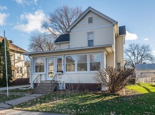 514 E 4th St, West Liberty, IA 52776