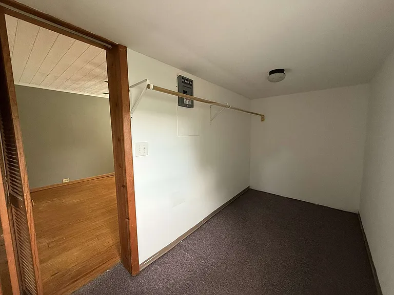 1507 Moore St — Photo 11