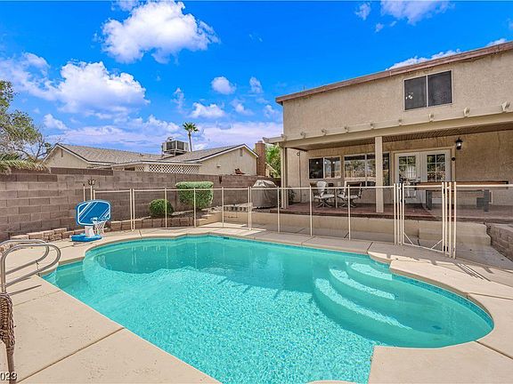3rd image of 4186 Sandcastle Dr