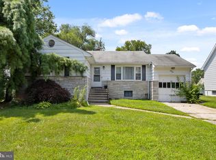 49 Goldey Ave, Hamilton, NJ 08610