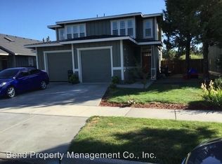 842 NE Hidden Valley Dr, Bend, OR 97701