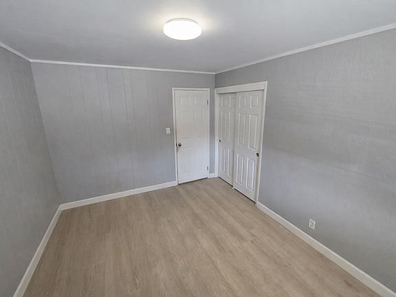 5th image of 4125 Holland Dr