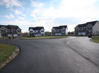 27 Reutter Dr, Selkirk, NY 12158