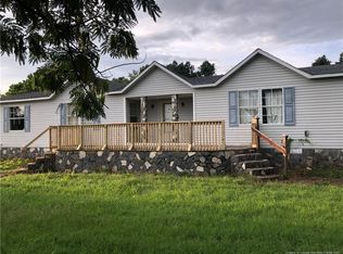 891 Brisson Rd, Saint Pauls, NC 28384