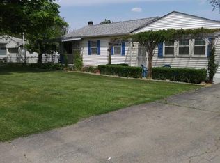 594 Stockbridge Rd, Columbus, OH 43207