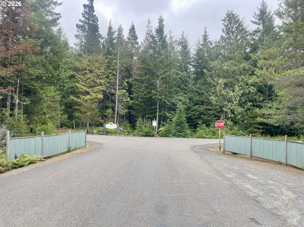 Sandpoint Rd Lot 11, North Bend, OR 97459