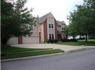 10605 W 126th Ter, Overland Park, KS 66213