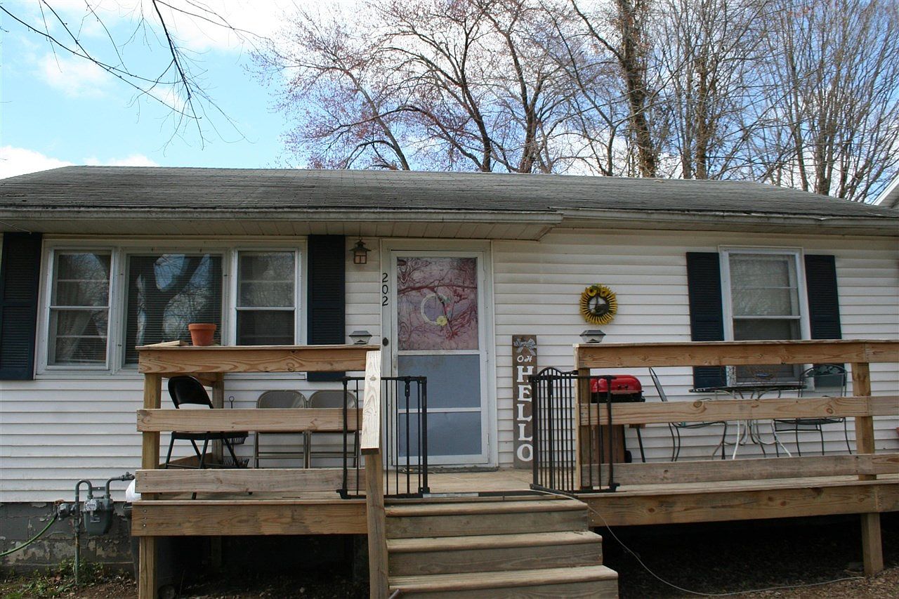 202 Kerr St, Campbellsville, KY 42718 Zillow