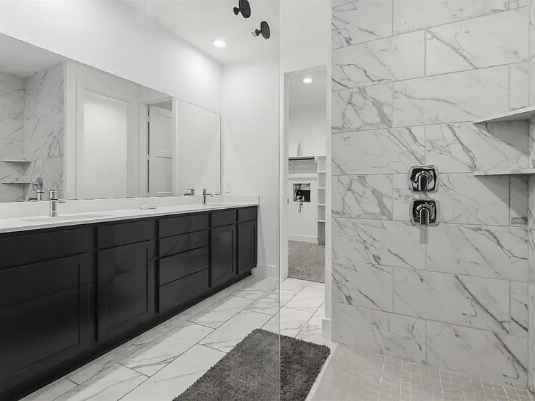 318 Springfield Terrace Dr — Photo 13