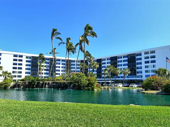 5855 Midnight Pass Rd APT 303, Sarasota, FL 34242