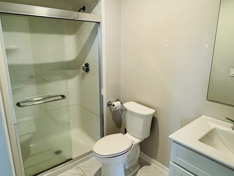 40 Jones St #201 — Photo 6