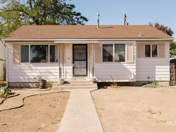 124 Mountain View Dr, Mountain Home, ID 83647