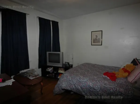 31 Saint Lukes Rd APT 4, Boston, MA 02134