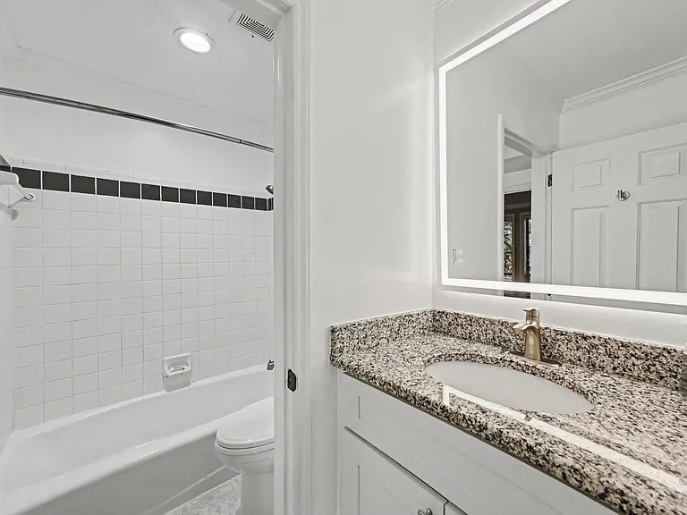 417 N Church St #A — Photo 11