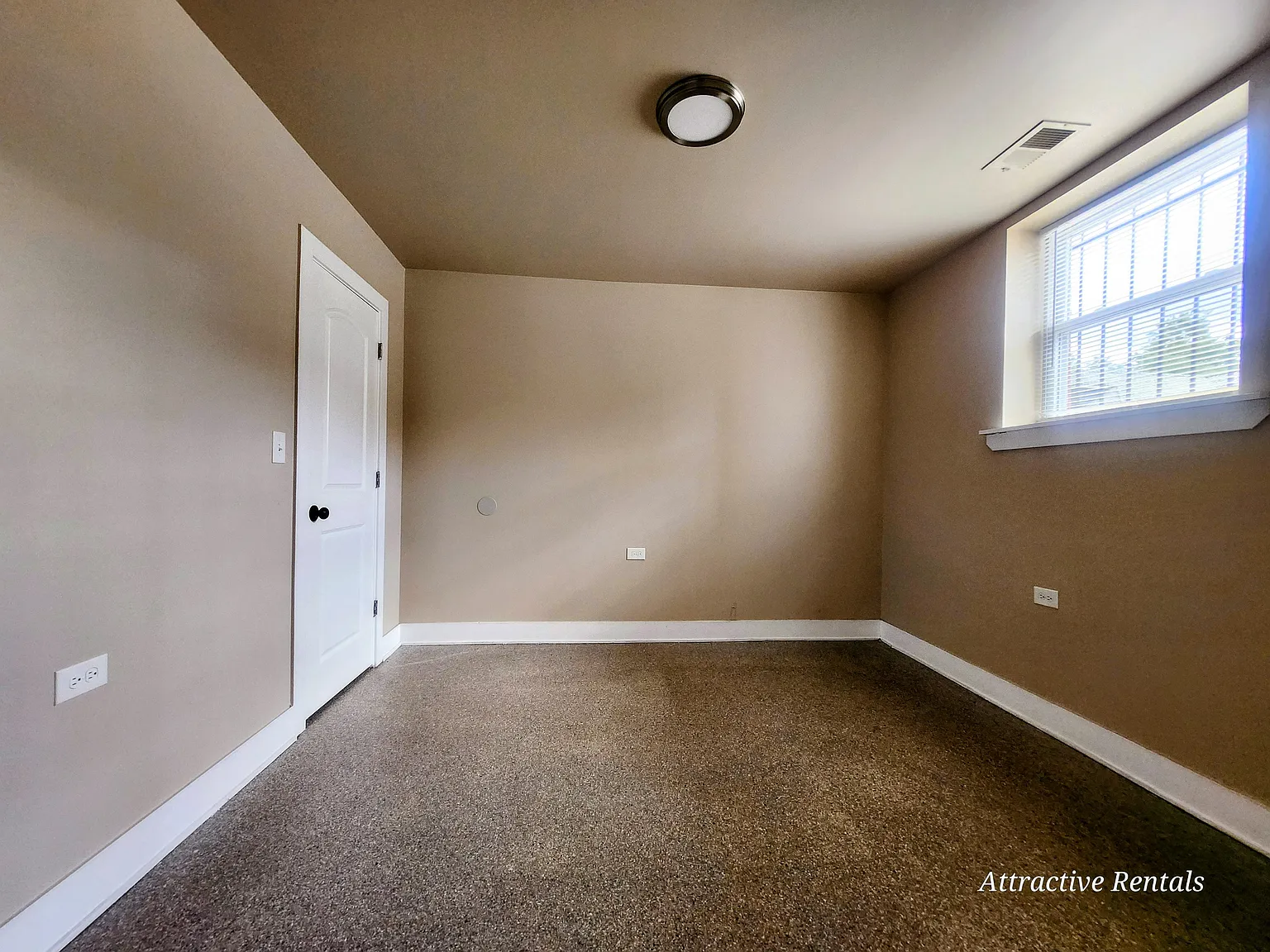 1432 W Marquette Rd — Photo 4