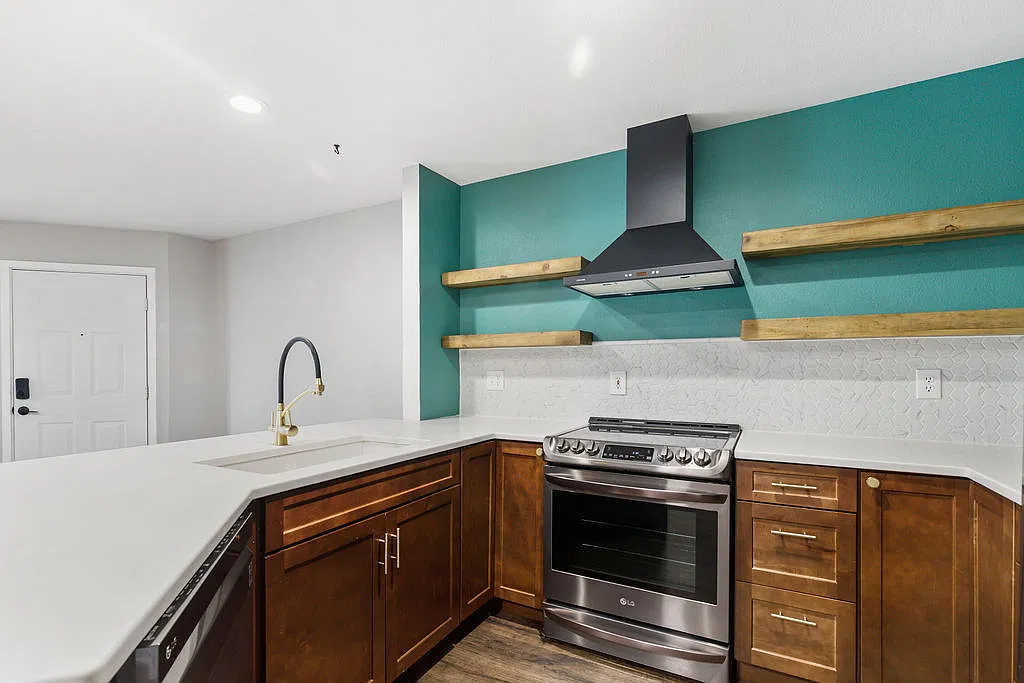 33 S Boulder Circle — Photo 4