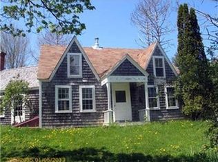 822 W Bay Rd, Gouldsboro, ME 04607