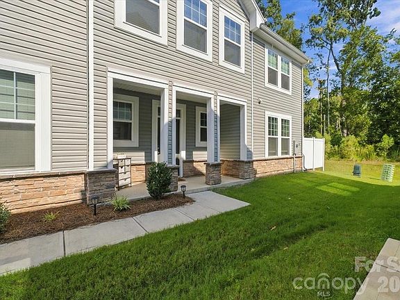 4th image of 8036 Overmeadow Ln