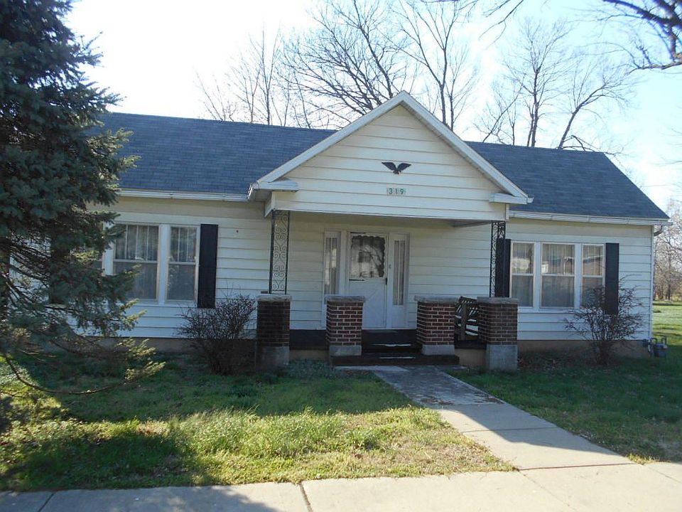2nd image of 319 N Washington Ave