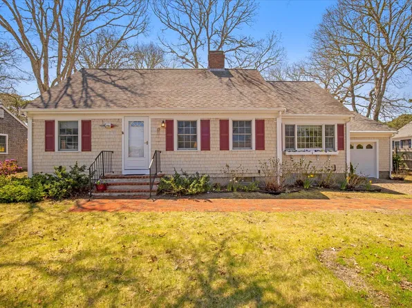 73 Pond Street, West Dennis, MA 02670