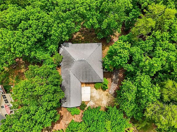 2nd image of 193 Ponderosa Ln