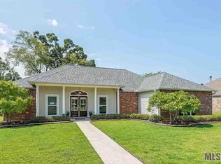 36401 The Bluffs Ave, Prairieville, LA 70769