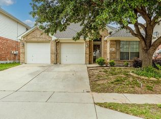 4341 Summer Star Ln, Fort Worth, TX 76244