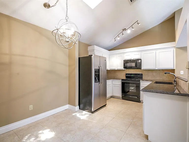 3406 Cape Forest Dr — Photo 10