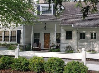 4970 Middledale Rd, Lyndhurst, OH 44124