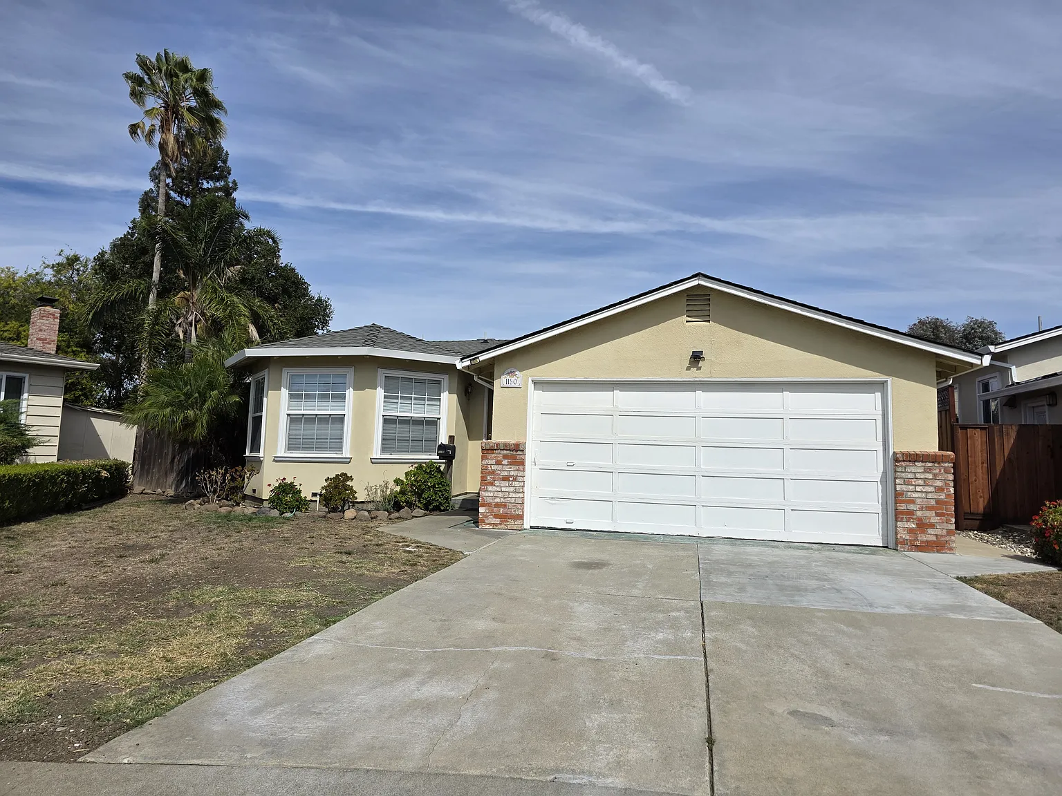 4 bed, 1714 sqft, $5,600 — Photo 1