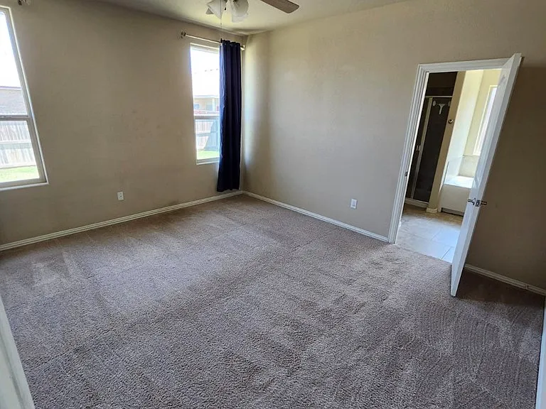 6406 Hall Of Fame Blvd — Photo 28