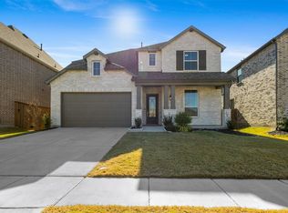 1136 Saddle Ridge Dr, Aubrey, TX 76227