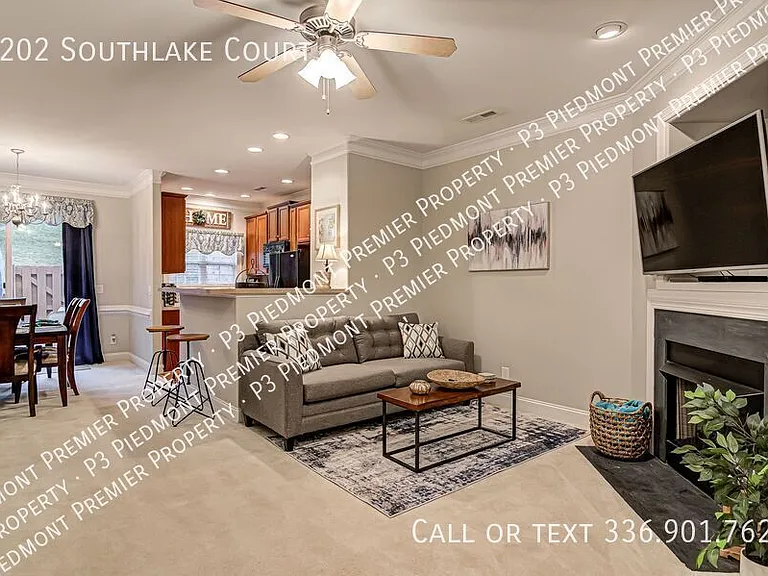 1202 Southlake Ct — Photo 21