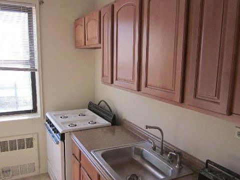 1st image of 14105 Pershing Cres APT 504