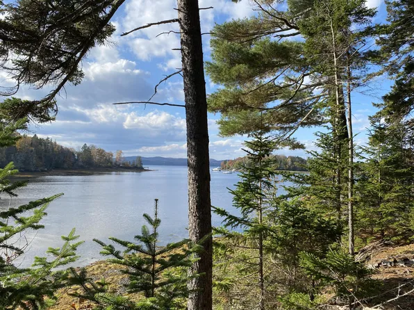 19A Dunn Lane, Islesboro, ME 04848