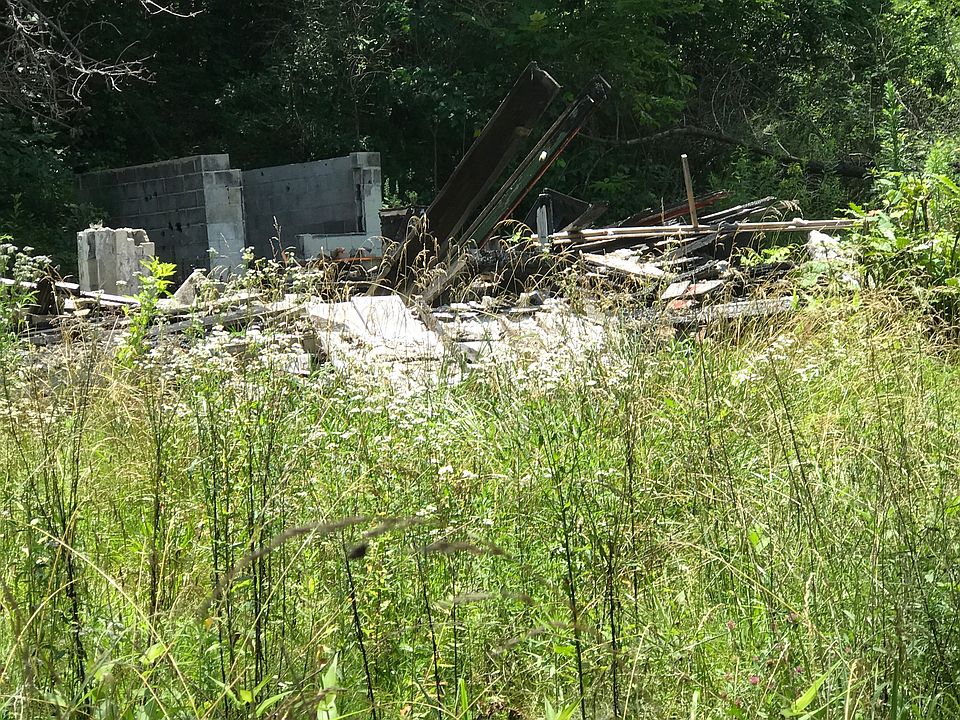 1st image of 15 Rosemont Dr