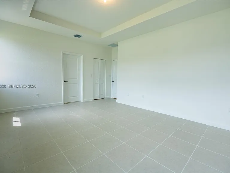 2485 SE 29th Dr — Photo 43