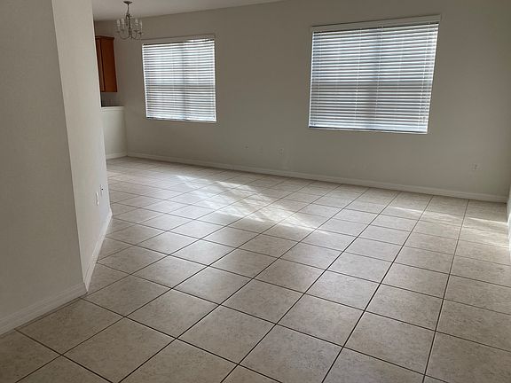 3rd image of 7908 Edgewood Forest Dr #1