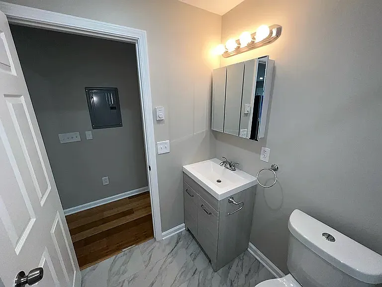 3835 Beechwood Blvd — Photo 9