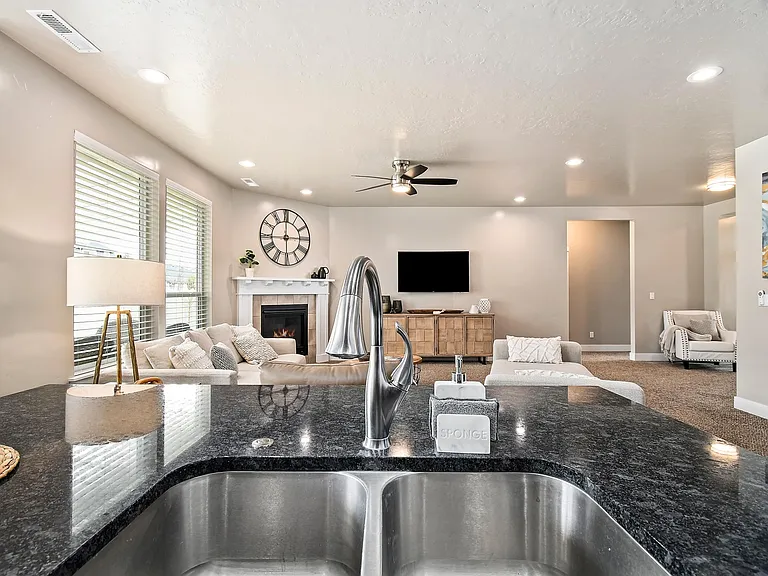 4140 W Stone House St — Photo 18
