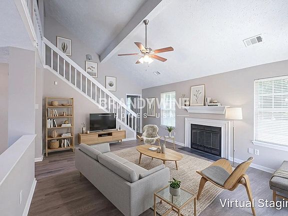 4th image of 1964 Corners Cir