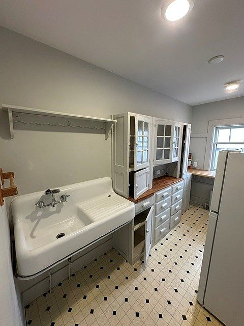 1st image of 46 S Main St #9