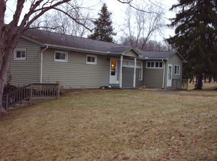 1198 Lakeview Dr, Zanesville, OH 43701