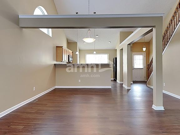 5th image of 439 Parkview Ct