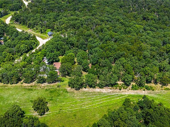 3rd image of 307 County Road 645
