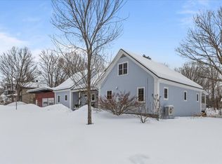 9 W Main St, Hyde Park, VT 05655