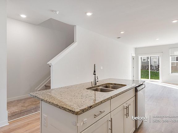 4th image of 4209 Aragorn Way