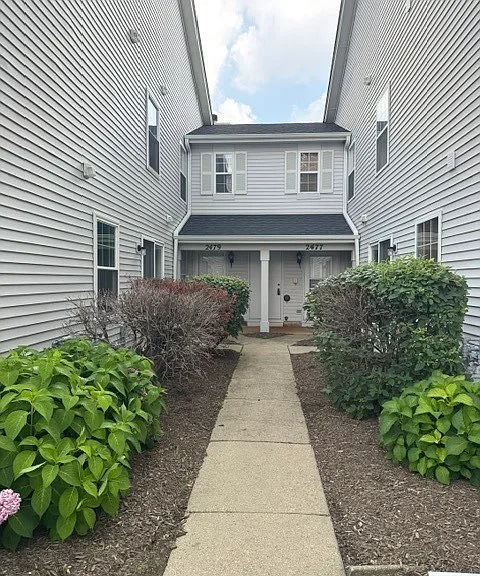2479 Frost Dr — Photo 2